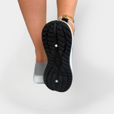 Sportovní boty z lehkého materiálu s flexibilní podrážkou