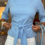 Daria – Elegantní top s mašlí v pase