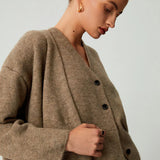 Dlouhý cardigan ze tří kusů s casual kalhotami
