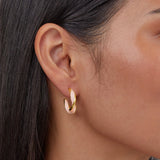 Točené kruhové náušnice s růžovým lesklým detailem